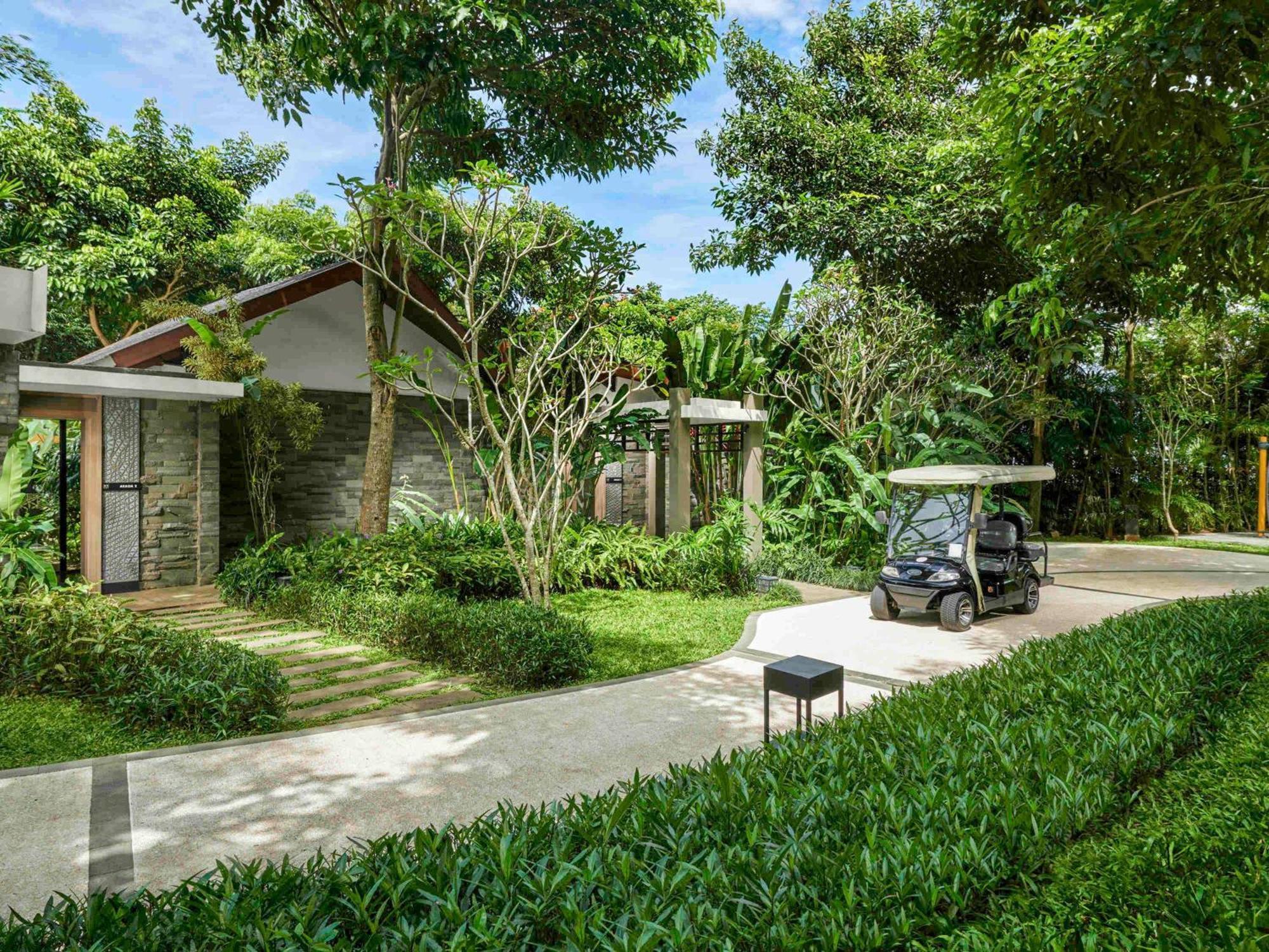 Pullman Ciawi Vimala Hills Resort Bogor Exterior photo